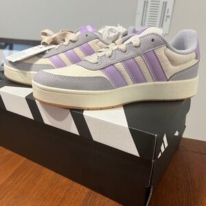 Adidas Breakbase J sneakers, girls size 4 - brand new!
